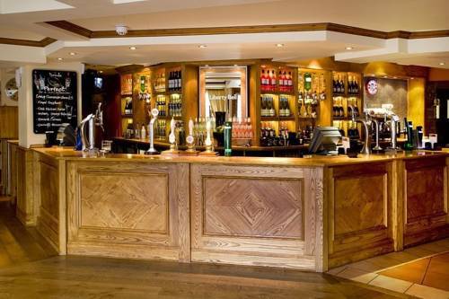 Premier Inn London Romford Central 외부 사진